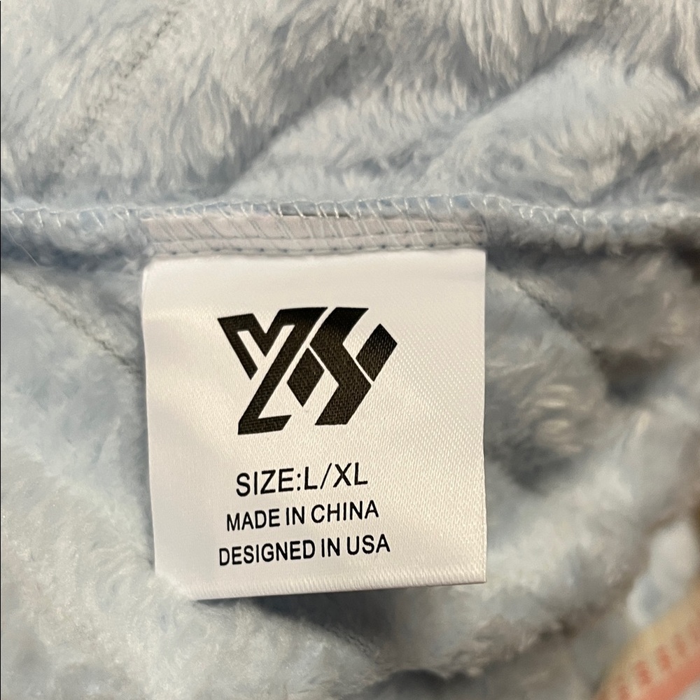 Light Blue Textured Robe - Picture 2 of 3